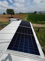 Güneş Paneli Montaj Aparatı 1 Panel İçin 125 cm 2 Adet Galvaniz Profil 4 Adet Klemp