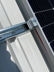 Güneş Paneli Montaj Aparatı 1 Panel İçin 4 Adet 30 cm Galvaniz Profil 4 Adet Son Klemp