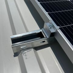 Güneş Paneli Montaj Aparatı 3 Panel İçin 8 Adet 50 cm Galvaniz Profil 8 Adet Klemp