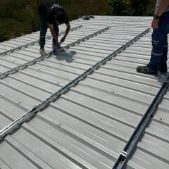 10 Ad Güneş Paneli Montaj Aparatı 10 Ad Galvaniz Profil 250 cm 18 Ad Orta 4 Adet Son Klemp
